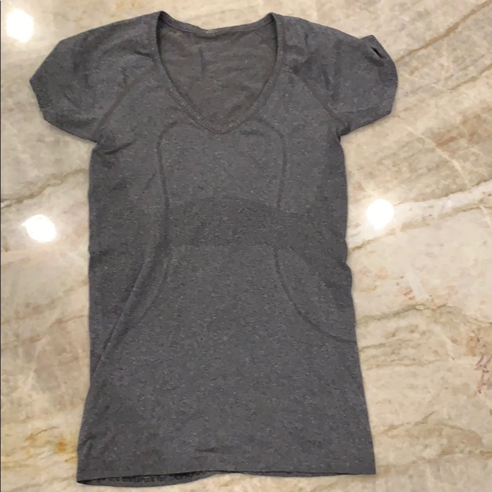 Lululemon shirt